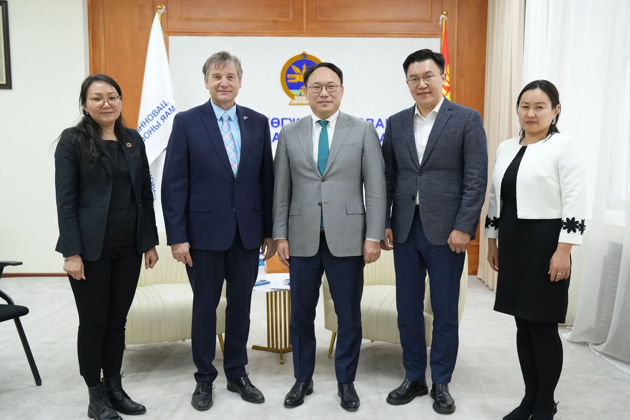 Алслагдсан орон нутагт интернэтийн хүртээмжийг сайжруулахад НҮБ-тай хамтарна