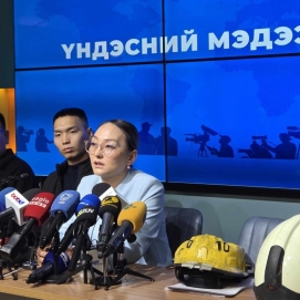 Талийгаач гал сөнөөгчийн эхнэр н.Ганцэцэг: Аврагчид гар нүцгэн шахуу гал руу ордог