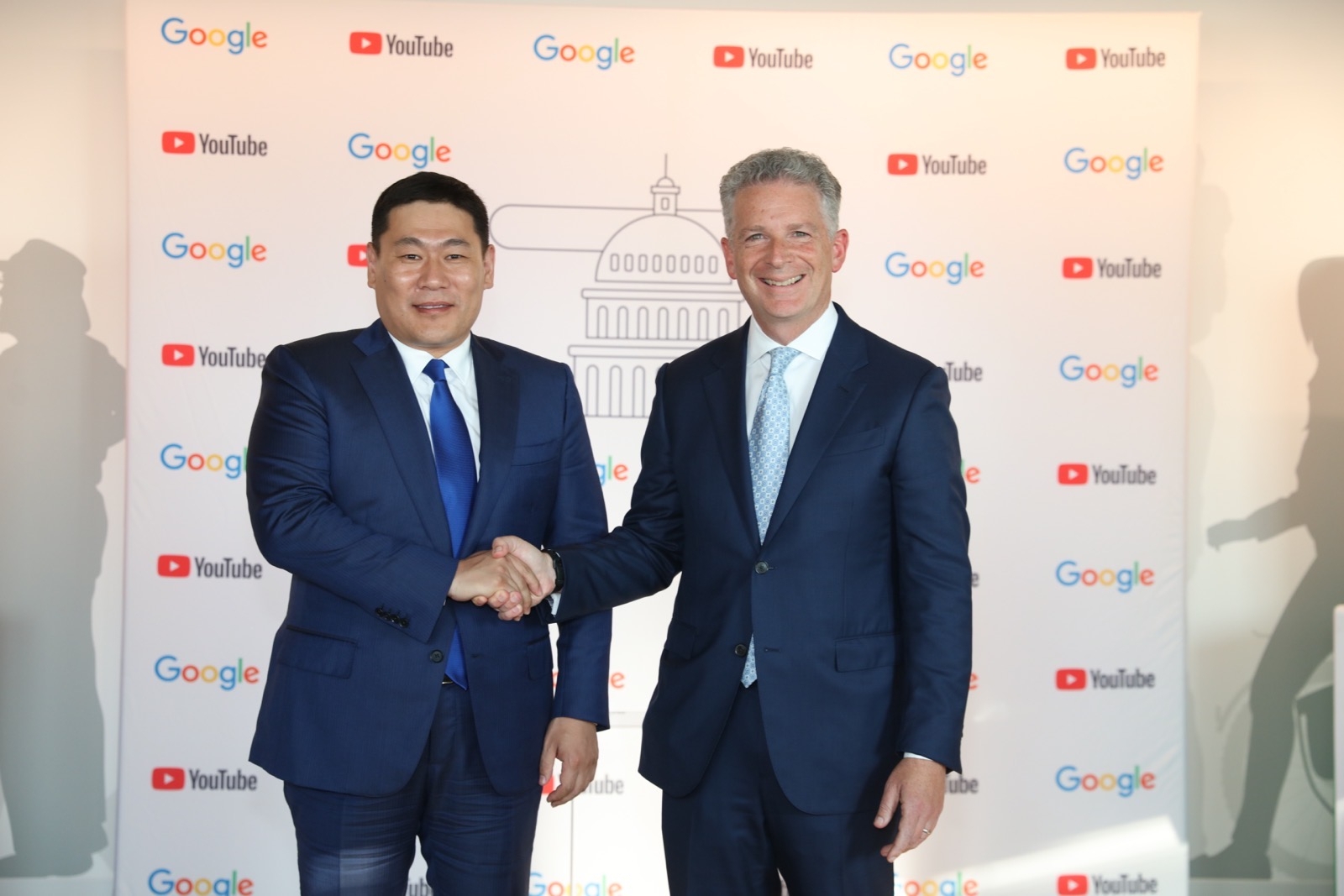 Монгол Улсад “Google” компани 10,000 багш, 1000 инженер бэлтгэж өгнө